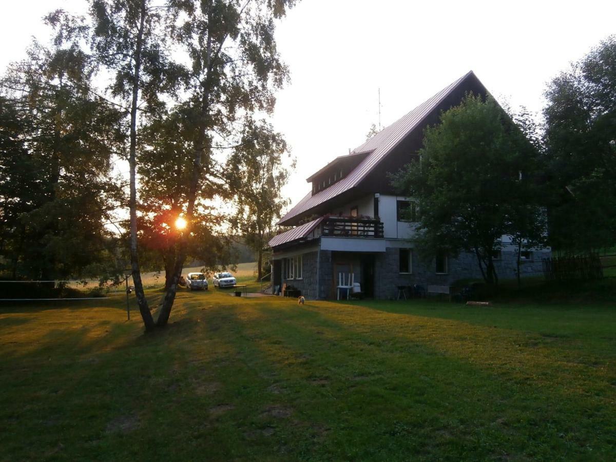 Penzion Luna Přední Výtoň Eksteriør billede